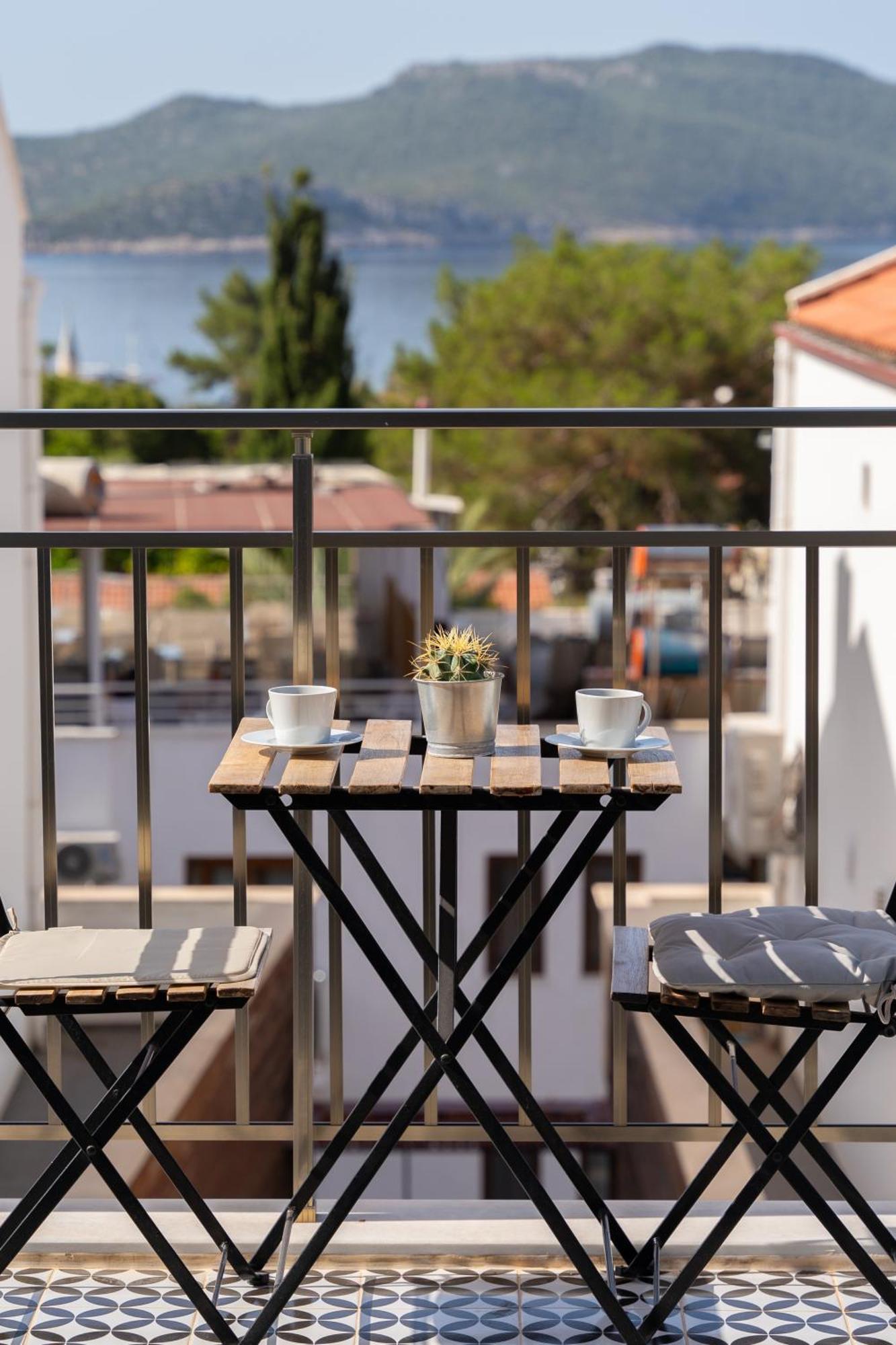 Isinda Pansiyon Kaş Ngoại thất bức ảnh