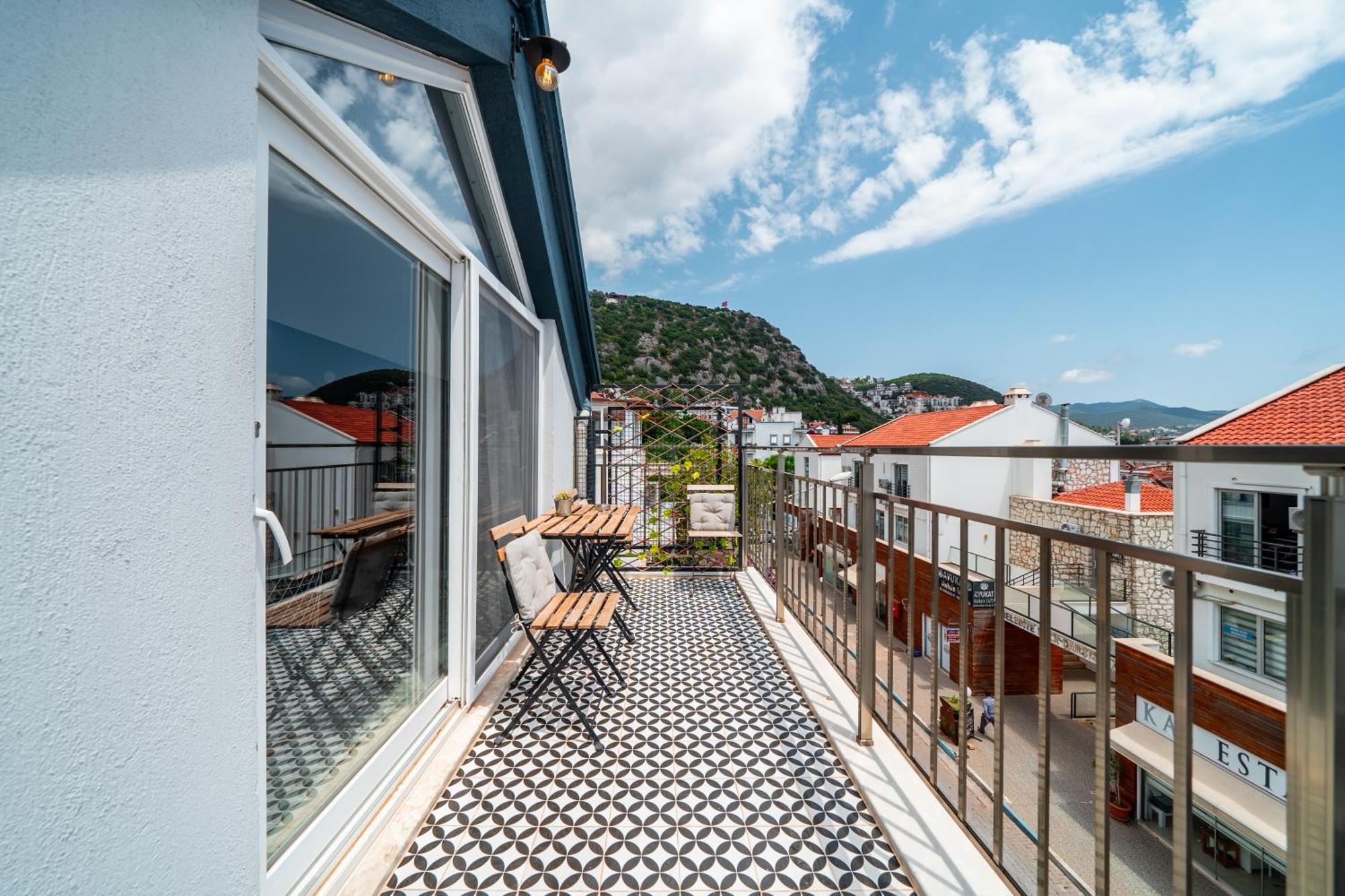Isinda Pansiyon Kaş Ngoại thất bức ảnh